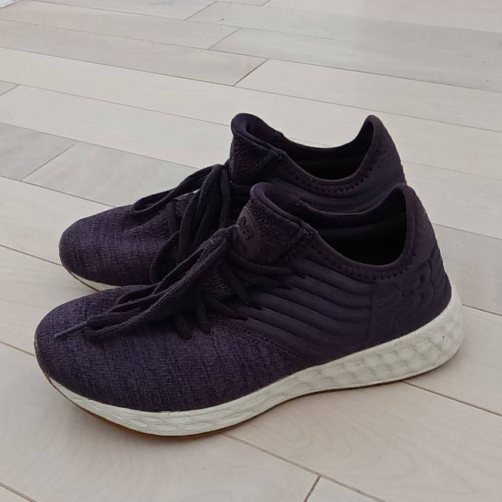 New Balance Women's Gray Fresh Foam Cruz Purple Knit Gum Running Shoes Size 7.5